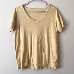 American Eagle V Neck Size M